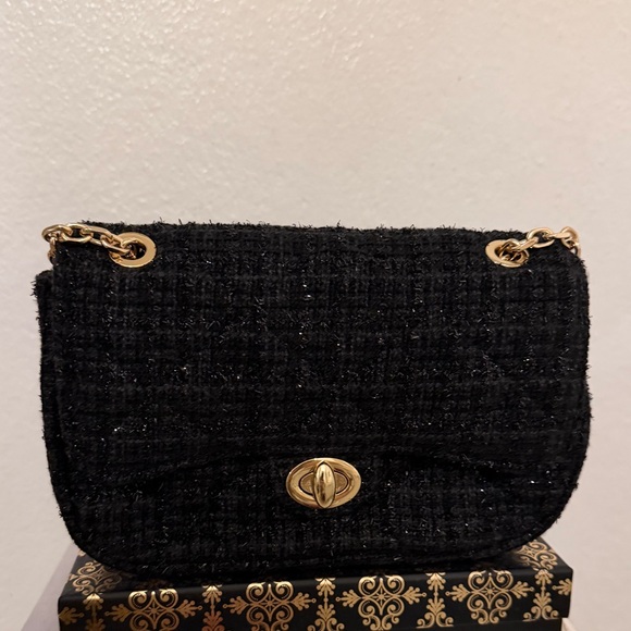 Forever 21 Handbags - Black Sparkly Tweed Crossbody Bag with Gold Hardware & Chain Strap